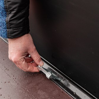 Henra PL357024 Toakslet Platformtrailer XPert Edition surring