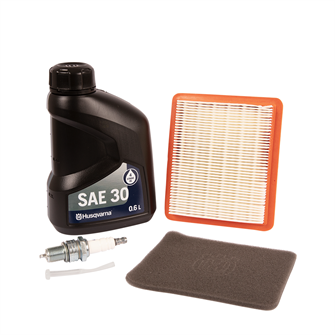 Husqvarna Servicekit | Vedligeholdelsessæt med forluftfilter, luftfilter, brændstoffilter, tændrør og motorolie