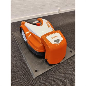 Stihl RMI 422.2 PC - op til 1700 m²