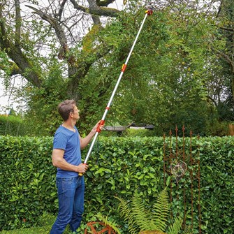 Teleskop-stangsaks til trimning i højden