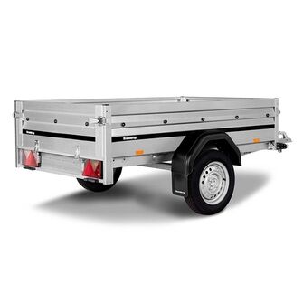 Brenderup 2205 SUB Trailer m. nedfældelig forsmæk - 500 kg. Traileren ses skråt bagfra