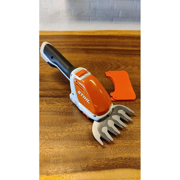 DEMO: Stihl HSA 26 Batteri-hækkeklipper med buskklinge og græsklinge - uden batteri og lader