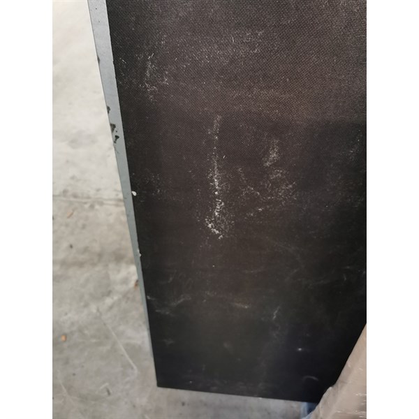 Rest: Brenderup 5325 bundplade med skader