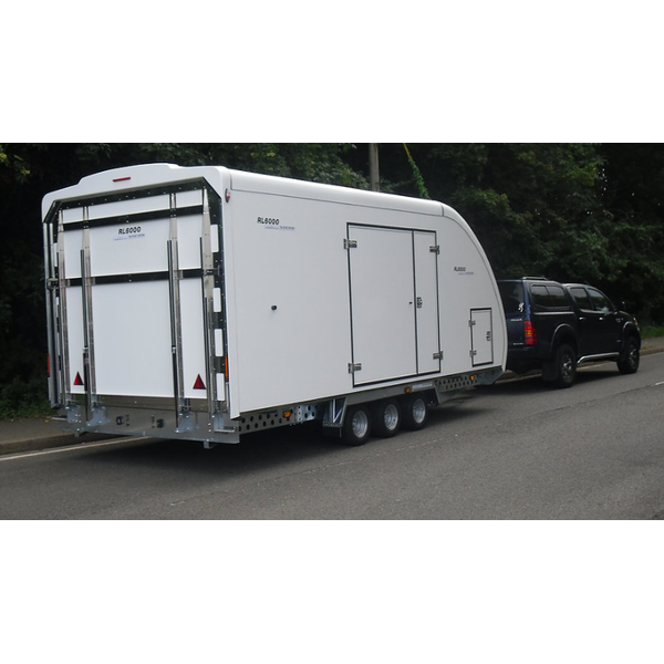 Woodford RL 6000 - Lukket trailer - 3.500 kg - Bred model - 2 aksler