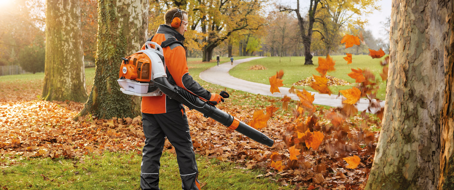 Løvblæsere og sugere fra STIHL - både til batteri og benzin