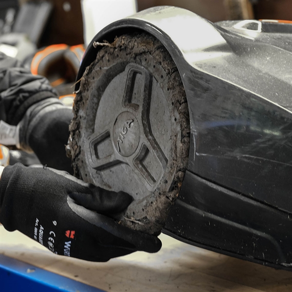 Robotplæneklipper Service