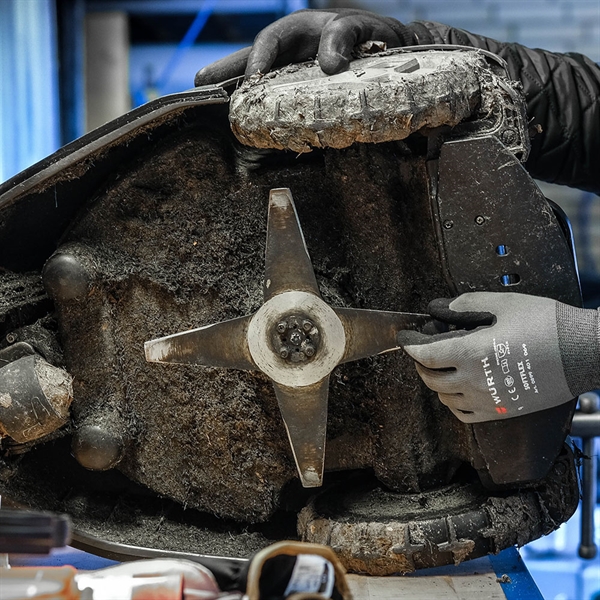 Robotplæneklipper Service i 3 år